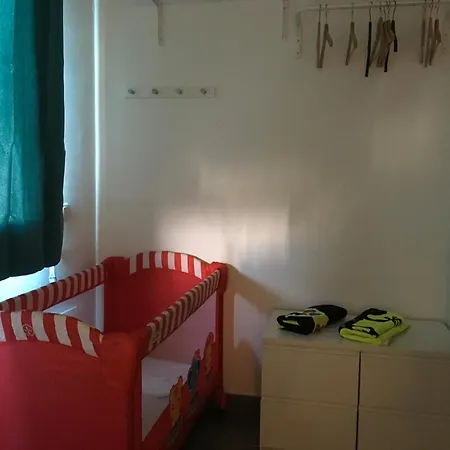 De La Vista Apartment *